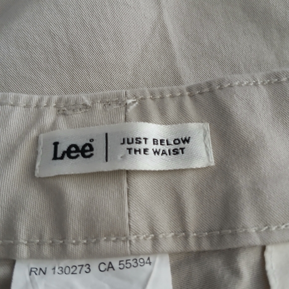 Lee Just Below The Waist Womens Capri Size 14 Petite Color Sand - Picture 8 of 14